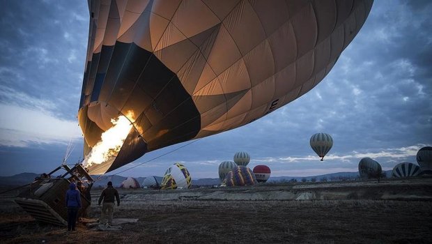 Türkiyədə 2 hava şarı yerə çırpıldı - 1 ölü, 19 yaralı var