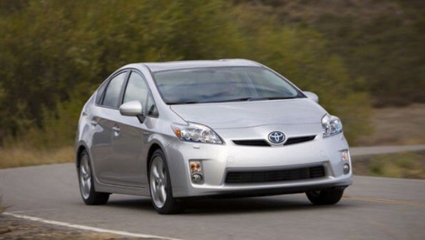 Qubada 4 qadının olduğu "Prius” dərəyə AŞDI - Hamısı sərxoş imiş