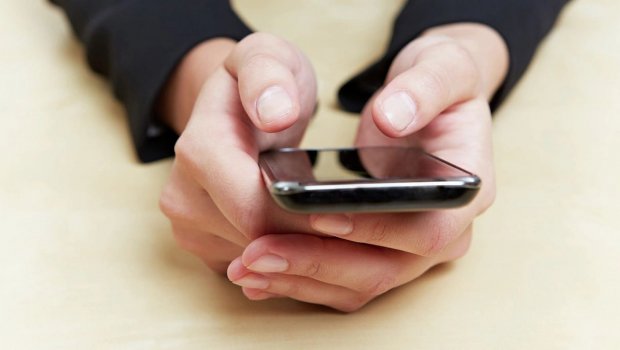 Foto və videoları silmədən telefon yaddaşını necə boşaltmaq olar? - Sadə üsullar