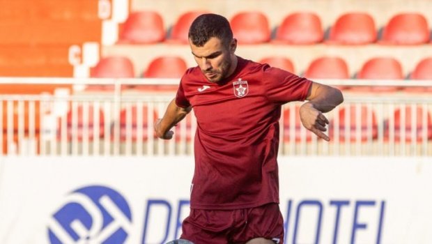 Azərbaycanlı futbolçu Albaniya klubu ilə RAZILIĞA GƏLDİ