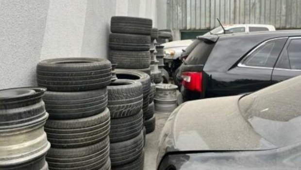 Avtomobil təmiri sexində qardaşının meyitini TAPDI