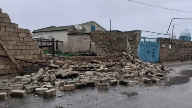 Gəncədə azyaşlının üzərinə daş hasar AŞDI