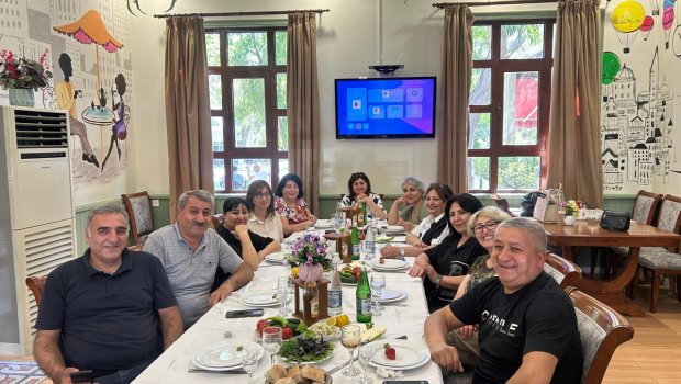 Qaraçanta məktəbinin şagirdləri 37 ildən sonra bir arada - FOTO