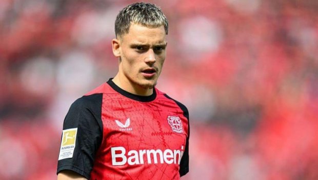 “Bayer”in futbolçusu “Liverpul”la müqavilə BAĞLAYIR