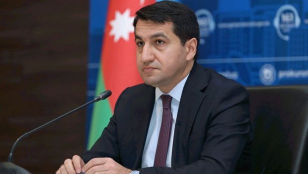 Hikmət Hacıyev diplomatların Laçın səfəri ilə bağlı paylaşım etdi - VİDEO