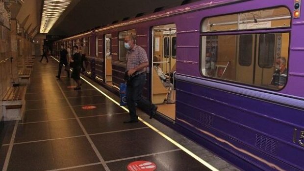 Bakı metrosu saat 02:00-dək İŞLƏYƏCƏK