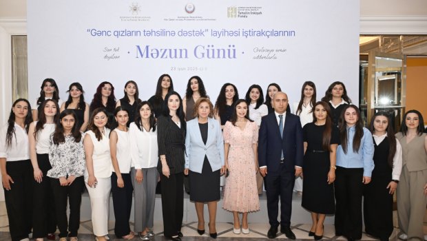Leyla Əliyeva məzun günündə - FOTO