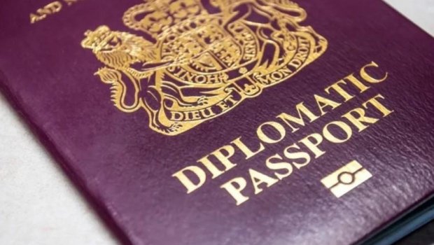 PA şöbə rəhbərinin müavinləri diplomatik pasport əldə edə BİLƏCƏK