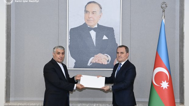 Ceyhun Bayramov İranın yeni səfirinin etimadnaməsini QƏBUL ETDİ - FOTO
