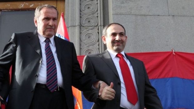 Paşinyandan Levon Ter-Petrosyan haqda PAYLAŞIM: “Qorxaq, iradəsiz və boşboğazdır”