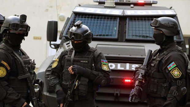 Polis Bakıda əməliyyat keçirdi: Ata və oğul TUTULDU - FOTO