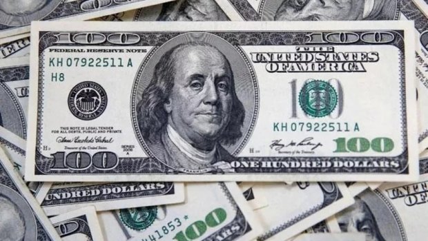 Pulunu dollarla yatıranlara XƏBƏRDARLIQ