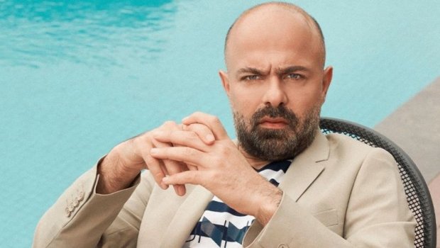 Məşhur aktyor tanınmaz halda - FOTO