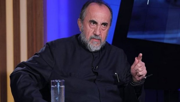 Ermənistanda arxiyepiskop Mikael Acapaxyan saxlanıldı