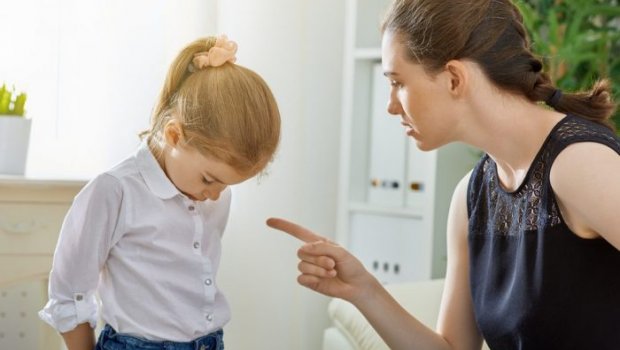 Valideynlərin NƏZƏRİNƏ: Uşaqlara heç vaxt bu sözləri deməyin