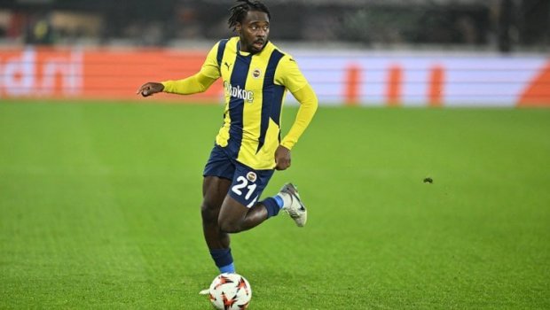 “Fənərbağça”nın futbolçusu “Beşiktaş”a keçir