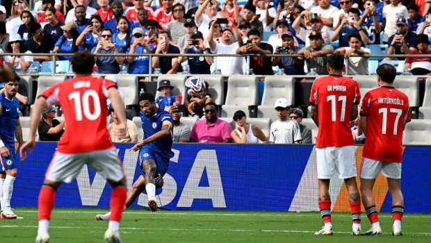 Klublararası dünya çempionatı: "Çelsi" "Benfika"nı darmadağın etdi - VİDEO