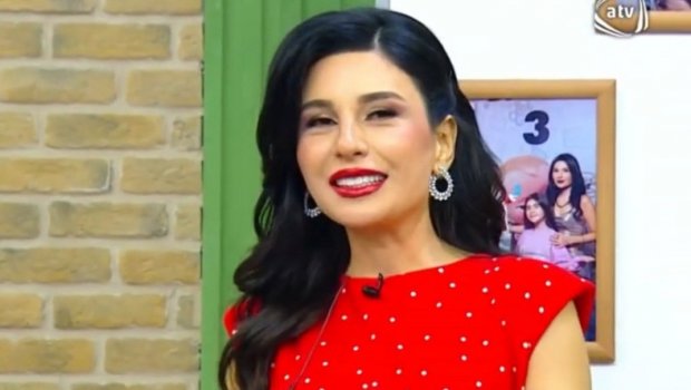 Günay: "Toylara ən çox aparılan müğənnidir, amma səsi yoxdur"