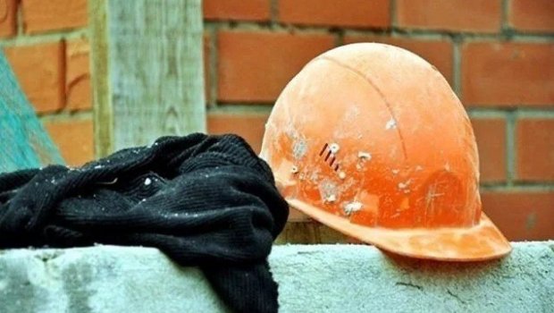 Sumqayıtda damdan yıxılan usta 20 gün sonra xəstəxanada VƏFAT ETDİ