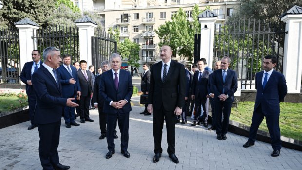 Prezidentlər Özbəkistanın Azərbaycandakı səfirliyinin yeni binasının AÇILIŞINDA - FOTO