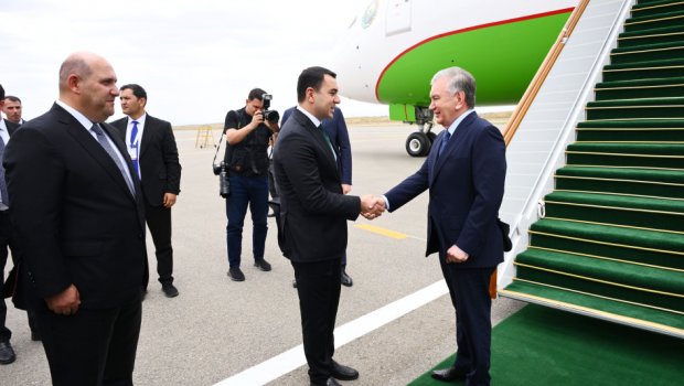 Şavkat Mirziyoyev Füzulidə- FOTO