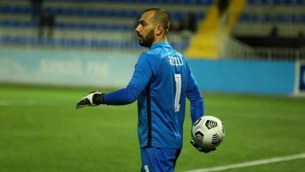 Azərbaycanlı qapıçı xaricə getmək istəyir