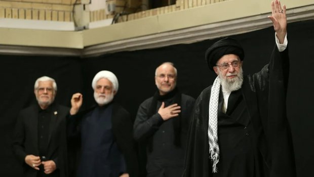 Xamenei müharibədən sonra ilk dəfə insanların qarşısına çıxdı - FOTO