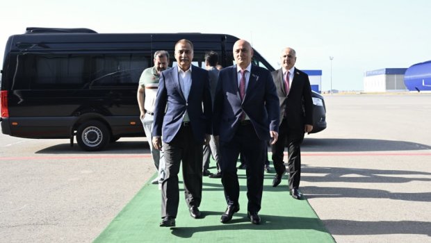 Pakistan Milli Assambleyasının sədri Azərbaycana gəldi