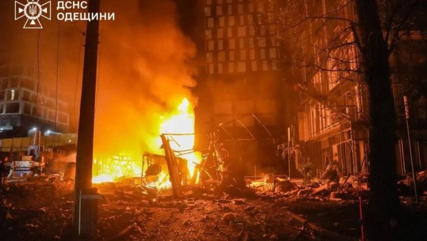 Rusiya Odessaya dronlarla hücum etdi: Ölən var – FOTO