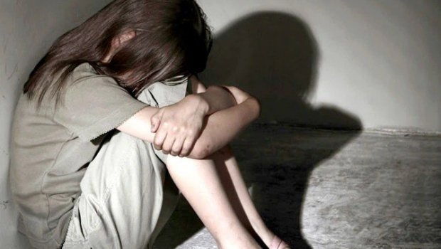 Azərbaycanda 12 yaşlı qız həbsxanada atalığı tərəfindən zorlanıbmış - TƏFƏRRÜAT