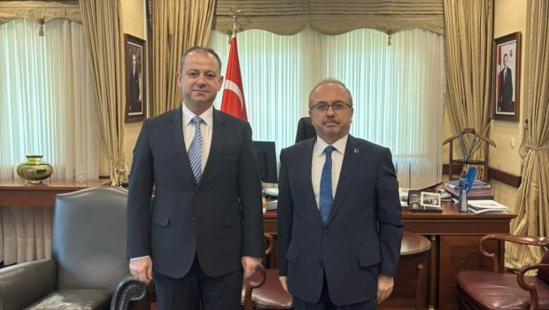 Türkiyəli general Azərbaycana GƏLDİ