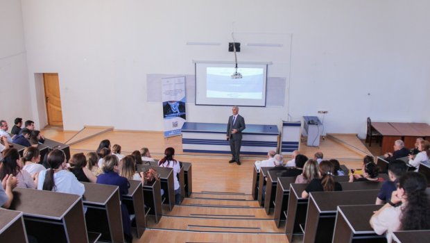 AKTA yeni tədris vəsaitləri hazırlayıb və universitetlərdə 500 nəfərdən çox tələbəyə təlimlər keçib – FOTO