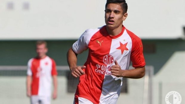 “Sumqayıt” daha bir futbolçu ilə RAZILIĞA GƏLDİ