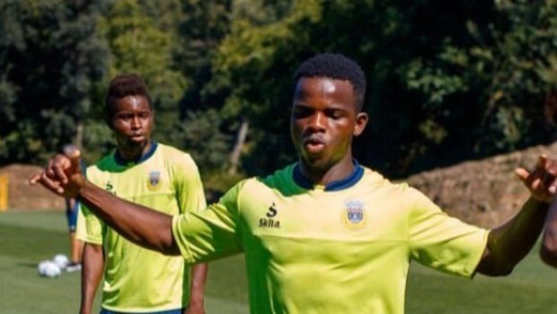 Bölgə təmsilçisi Portuqaliyadan futbolçu gətirir