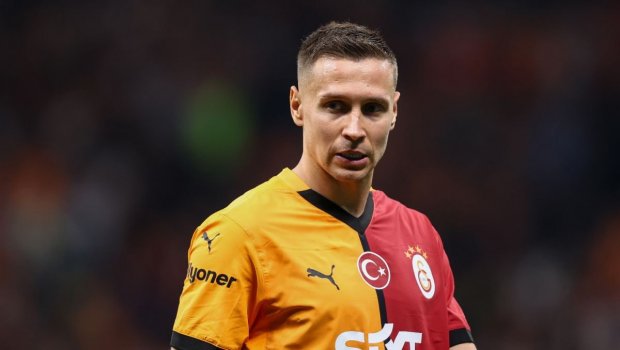 “Qalatasaray”ın futbolçusu “Yuventus”a keçir?