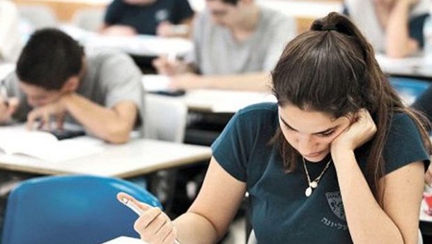 Qəbul imtahanları BİTDİ, stress BAŞLADI – 30 min abituriyent kənarda QALACAQ?
