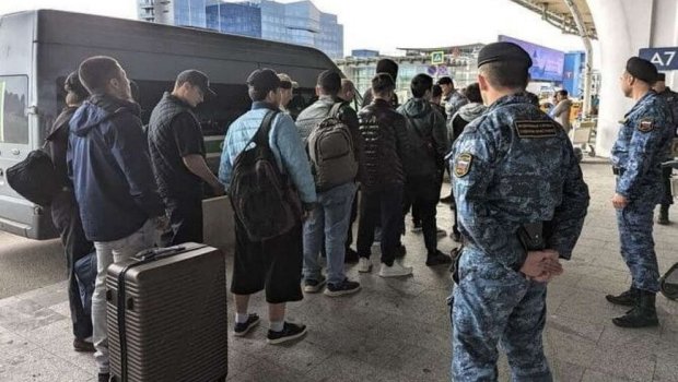 Gürcüstan Rusiyanın deportasiya etdiyi ukraynalıları ölkəyə BURAXMIR