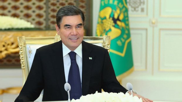 Qurbanqulu Berdiməhəmmədov Azərbaycana gəldi