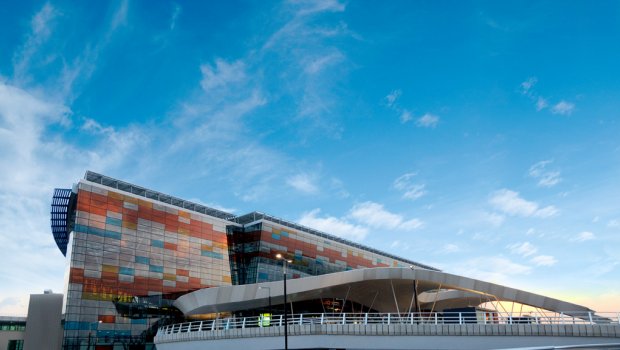 Rusiyada 30 il axtarışda olan erməni qadın İrəvan aeroportunda TUTULDU