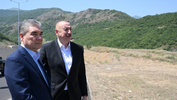 İlham Əliyev və Qurbanqulu Berdiməhəmmədov Şuşa rayonunun Daşaltı kəndində - FOTO