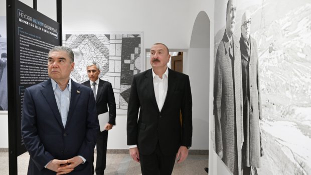 İlham Əliyev və Qurbanqulu Berdiməhəmmədov Şuşada Yaradıcılıq Mərkəzində - FOTO