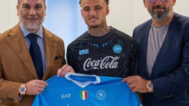 “Napoli” millinin üzvünü TRANSFER ETDİ