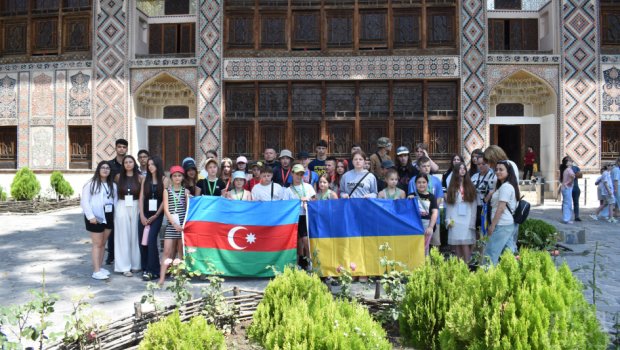 Ukraynalı uşaqlar Şəkidə - FOTO