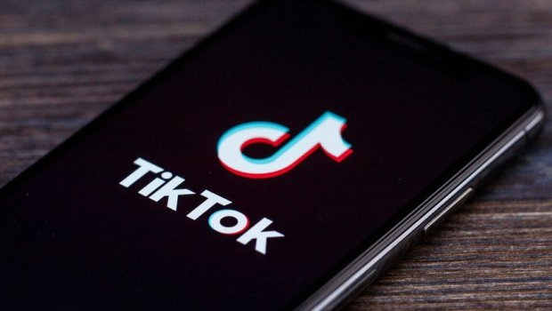 "TikTok"da 181 nəfəri aldadaraq pullarını alan şəxsə HÖKM OXUNDU - FOTO