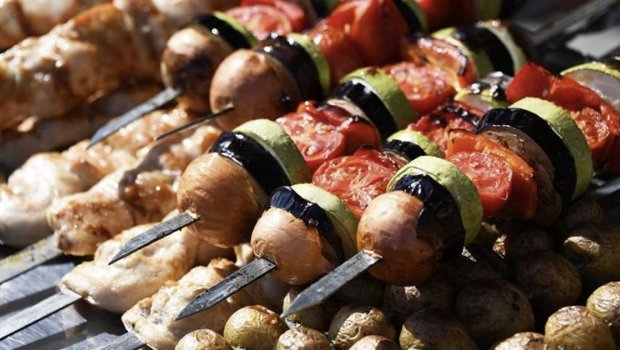 Çində dünyada ilk KABAB KOLLECİ açıldı
