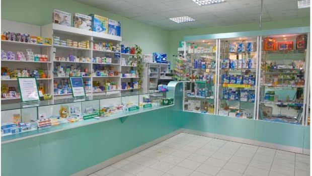 Aptekdən oğurluq edən şəxs tutuldu - FOTO