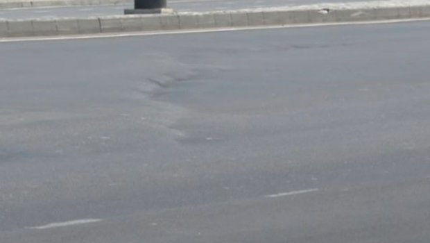 Bakıda yeni təmir edilən yol yenə çökdü – VİDEO