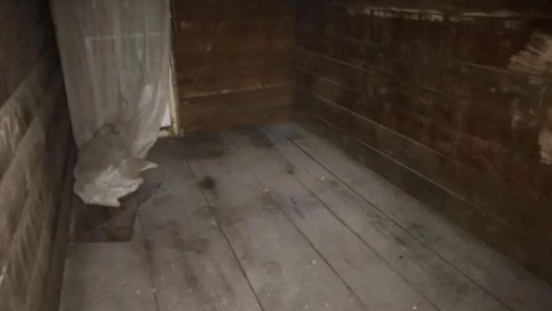 128 illik evdə gizli otaq tapıldı: "UZAQ DUR" Xəbərdarlığı!