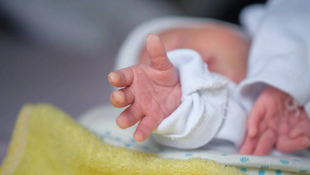 Kamçatkada zəlzələ vaxtı 14 yaşlı qız ana oldu