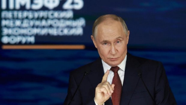 "Putin heç vaxt məzuniyyətə çıxmır" - KREML